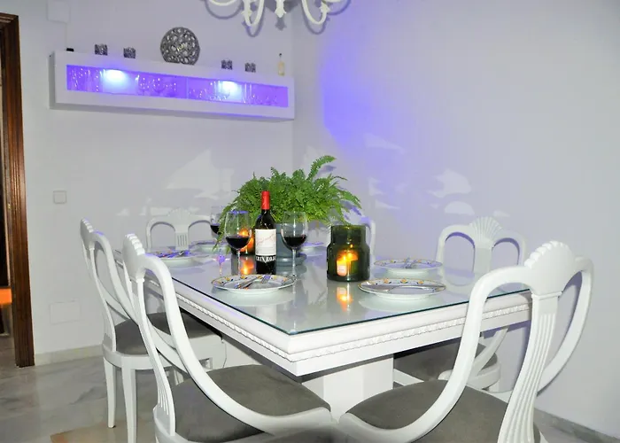 Spectacular 3 Bedrooms Sea Views Apartment