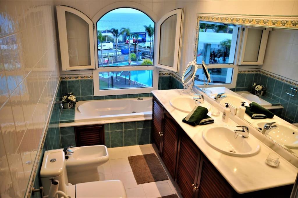 Apartment Spectacular 3 Bedrooms Sea Views El Faro