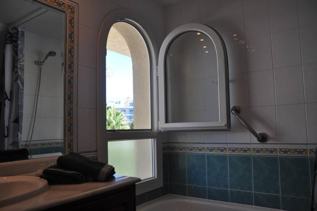 Apartment Spectacular 3 Bedrooms Sea Views