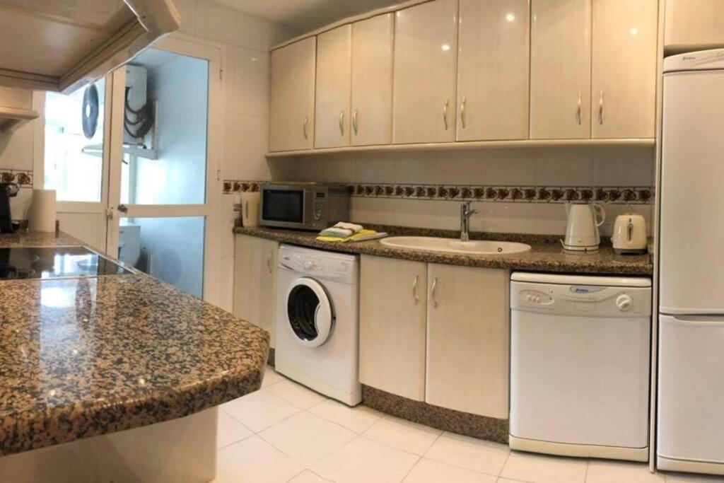 Spectacular 3 Bedrooms Sea Views * El Faro